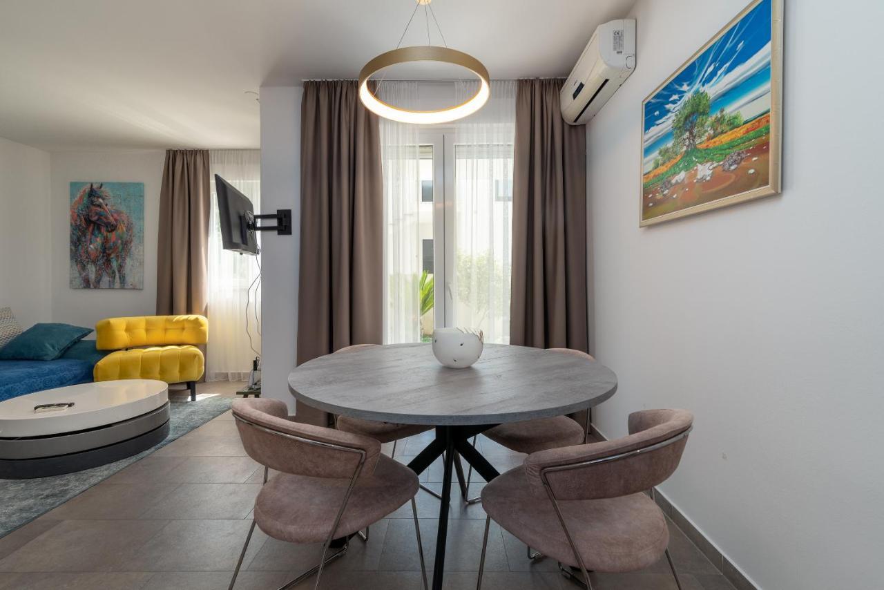 Apartments Liam Трогір Екстер'єр фото