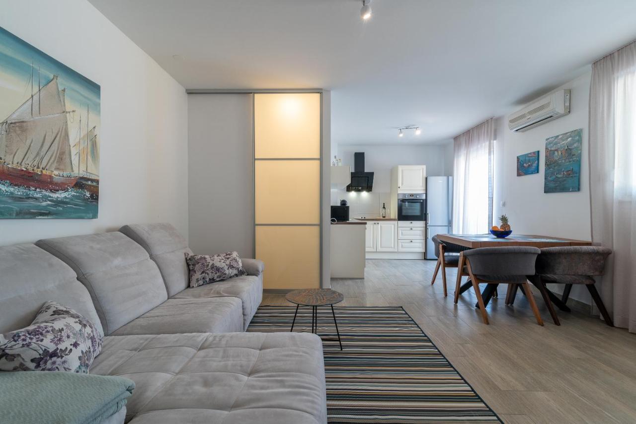 Apartments Liam Трогір Екстер'єр фото