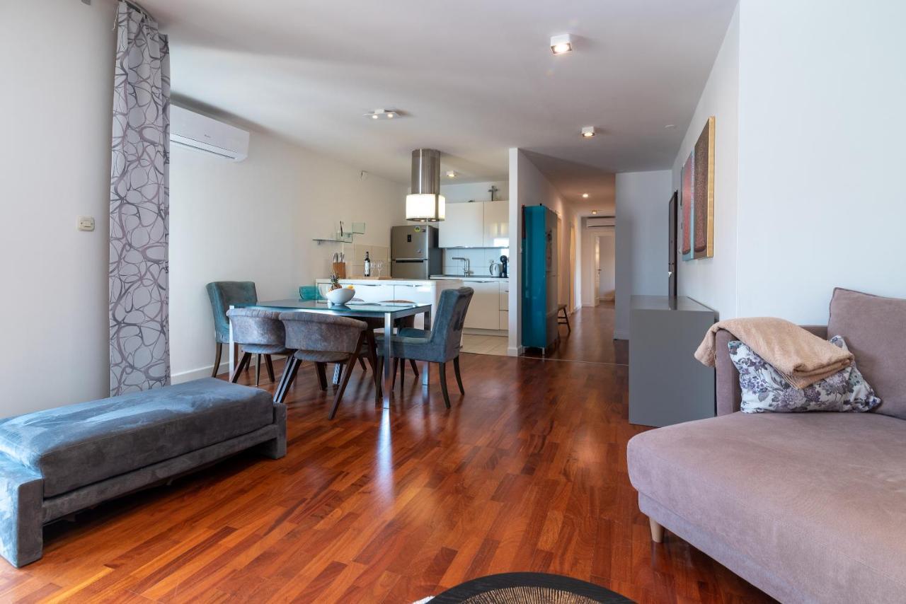Apartments Liam Трогір Екстер'єр фото
