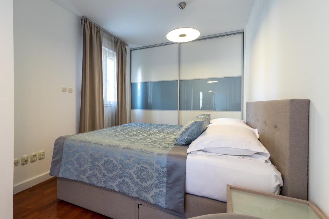 Apartments Liam Трогір Екстер'єр фото