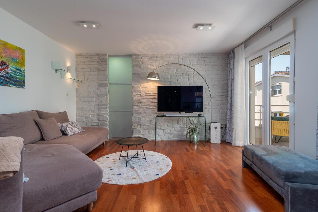 Apartments Liam Трогір Екстер'єр фото